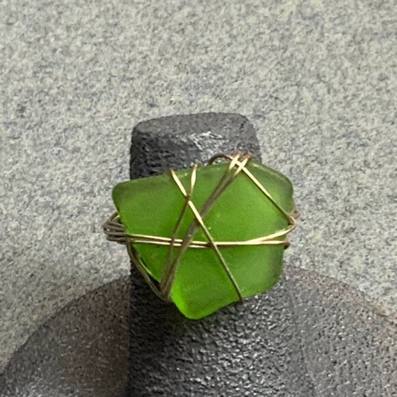 Artisan Jewelry - Jade Green Stone Ring Size 5 Handcrafted Silver Wire Wrapped Elegant Cocktail